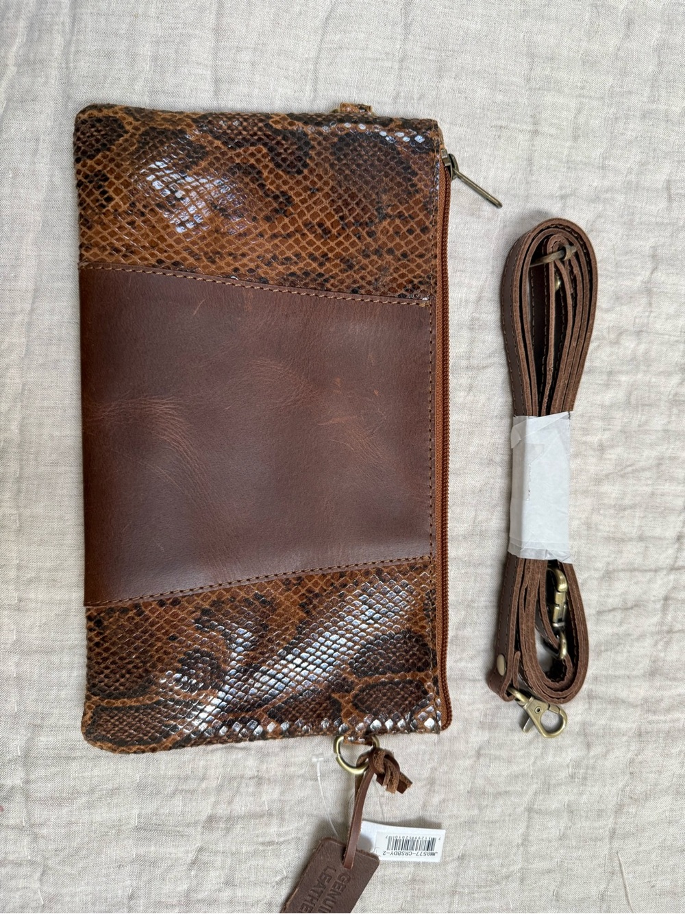 Jane Marie Genuine Leather Brown Snake-Print Zip Clutch or Crossbody Bag NWT - Picture 4 of 6